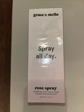 grace & stella Hydrating Rose Spray - Pink & White Box
